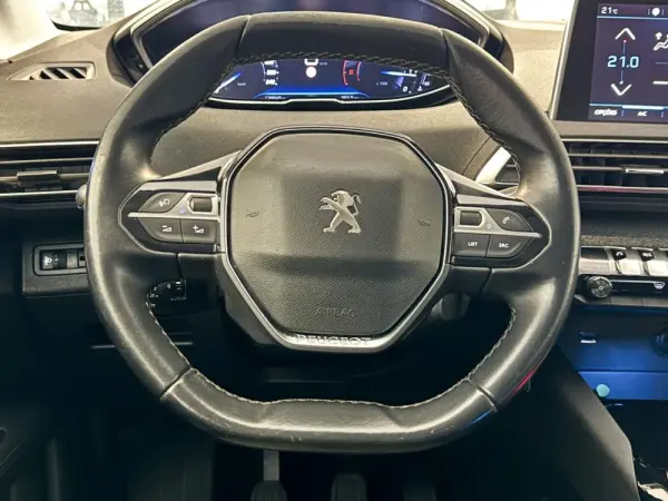 Peugeot 3008 1.5 BlueHDi Allure 17