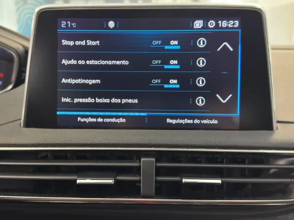 Peugeot 3008 1.5 BlueHDi Allure 36