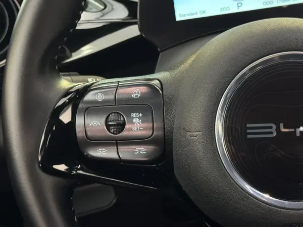 BYD Dolphin 60.4 kWh Comfort 27
