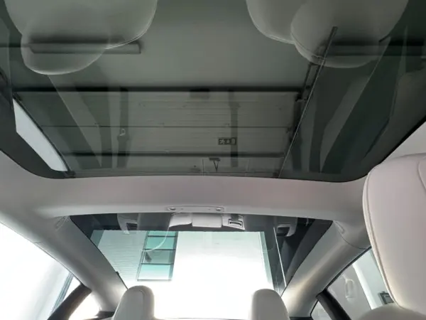 Tesla Model 3 33