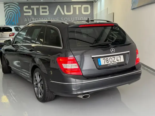 Mercedes-Benz C 220 d Exclusive 3