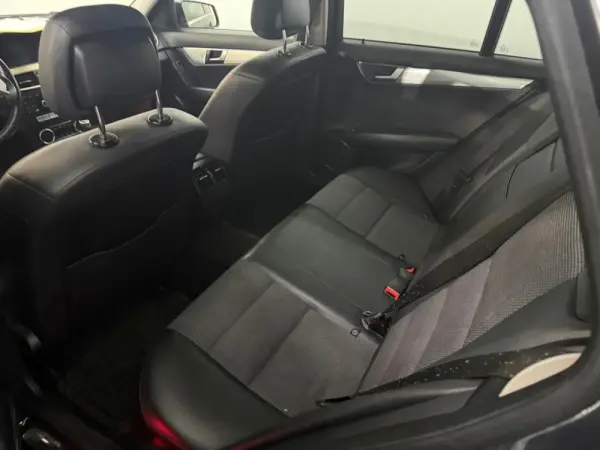 Mercedes-Benz C 220 d Exclusive 19