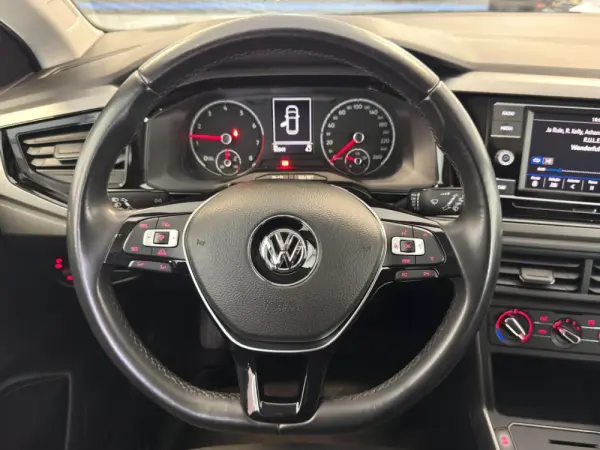 Volkswagen Polo 1.0 TSI Confortline 13