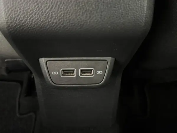 Volkswagen Polo 1.0 TSI Confortline 25
