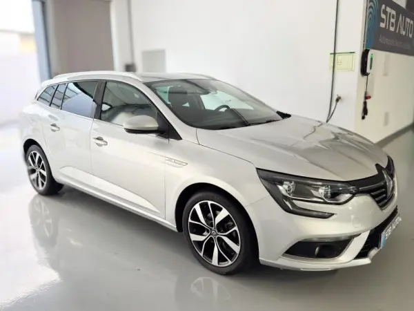 Renault Mégane Sport Tourer 1.5 Blue dCi Bose Edition EDC 4