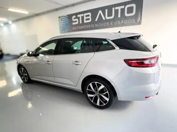 Renault Mégane Sport Tourer 1.5 Blue dCi Bose Edition EDC 10