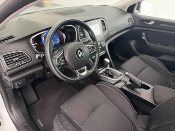 Renault Mégane Sport Tourer 1.5 dCi Limited EDC 37