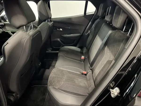 Peugeot 2008 1.2 PureTech GT Pack EAT8 8