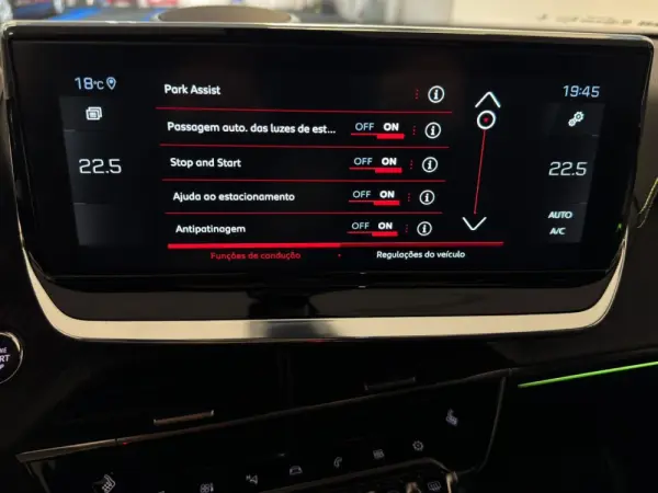 Peugeot 2008 1.2 PureTech GT Pack EAT8 30