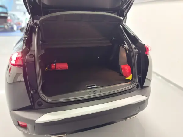 Peugeot 2008 1.2 PureTech GT Pack EAT8 36