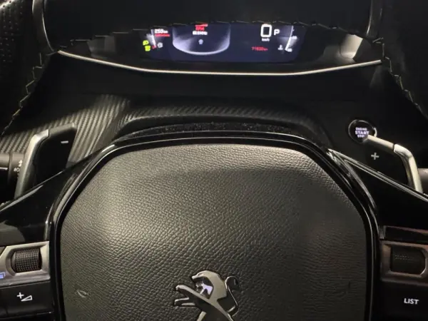 Peugeot 2008 1.2 PureTech GT Pack EAT8 38