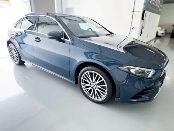 Mercedes-Benz A 250 e AMG Line 4