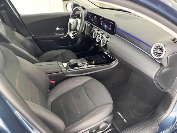 Mercedes-Benz A 250 e AMG Line 44