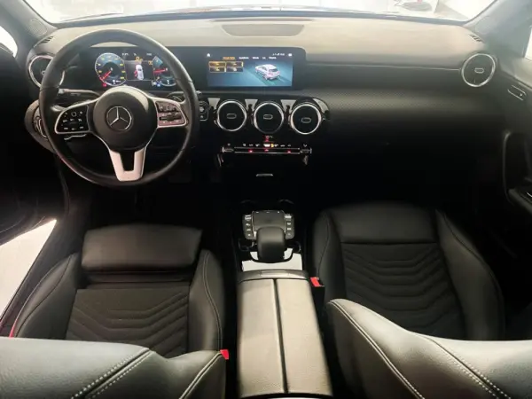 Mercedes-Benz A 180 d Style Plus Aut. 6
