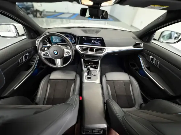 BMW 320 e Touring xDrive Auto Sport 5