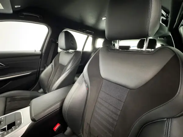 BMW 320 e Touring xDrive Auto Sport 11