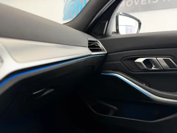 BMW 320 e Touring xDrive Auto Sport 38