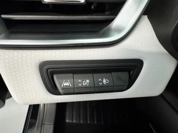 Renault Clio 1.0 TCe Evolution 28