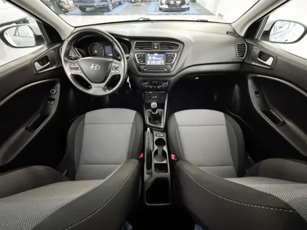 Hyundai i20 1.2 Style Plus 6