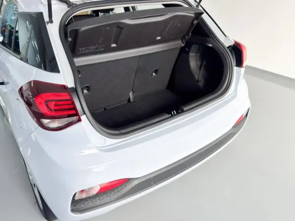 Hyundai i20 1.2 Style Plus 8