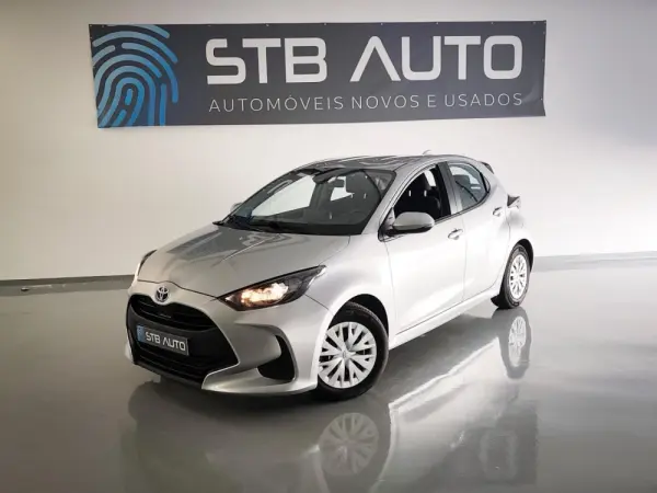 Toyota Yaris 1.5 HDF Comfort Plus 1