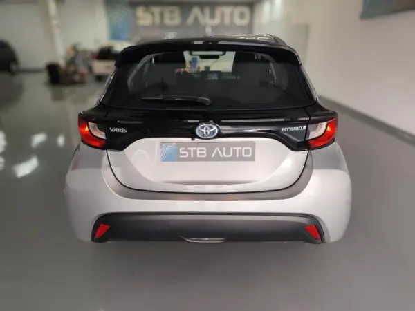 Toyota Yaris 1.5 HDF Comfort Plus 27