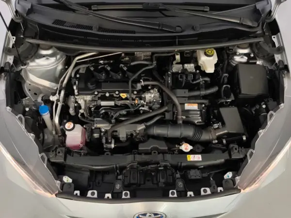 Toyota Yaris 1.5 HDF Comfort Plus 28