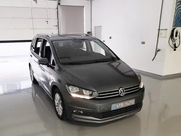 Volkswagen Touran 1.6 TDI Highline 4