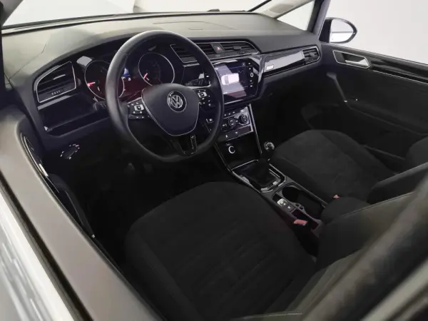 Volkswagen Touran 1.6 TDI Highline 14