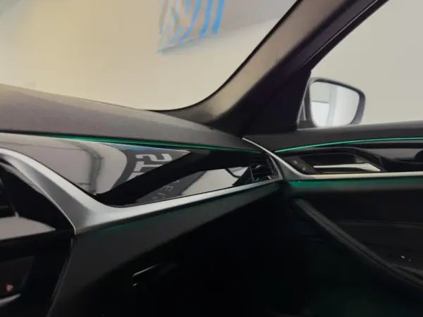 BMW 520 12
