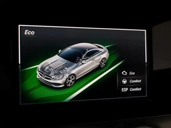 Mercedes-Benz E 220 28