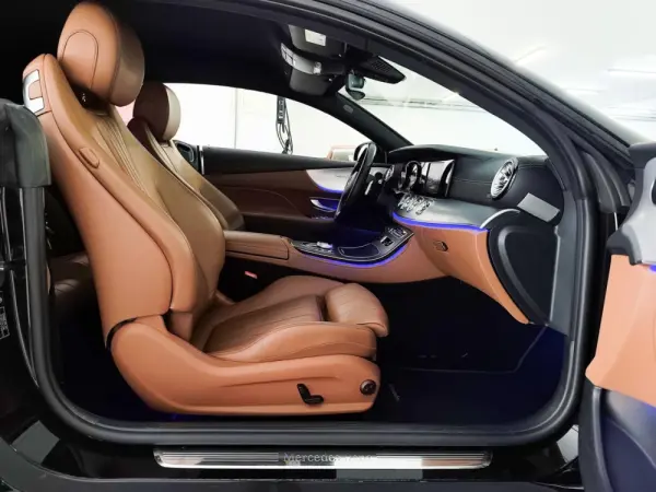 Mercedes-Benz E 220 33