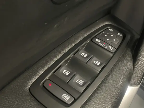 Renault Kadjar 1.5 Blue dCi Intens EDC 32