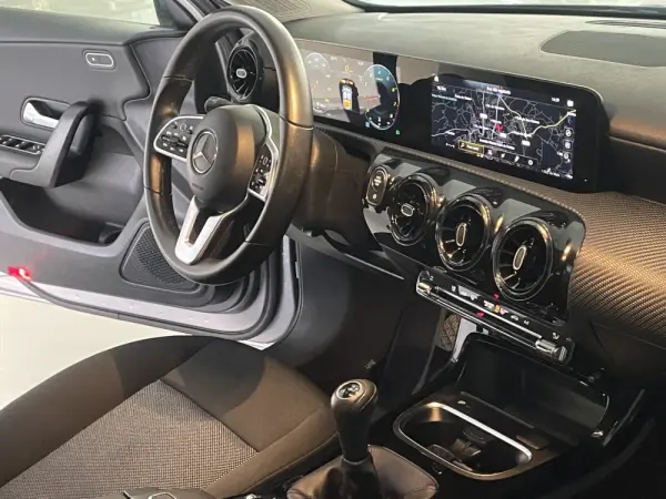 Mercedes-Benz A 160 Style Plus 7