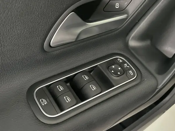 Mercedes-Benz A 160 Style Plus 17