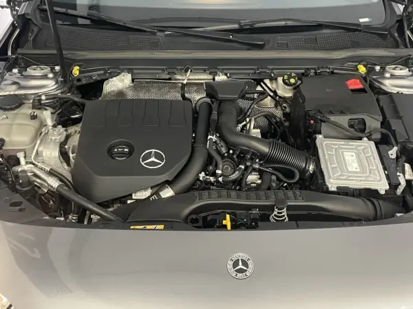 Mercedes-Benz A 160 Style Plus 29