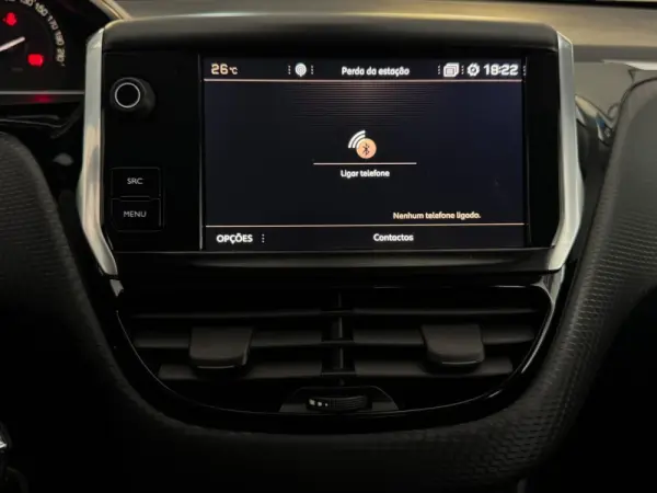 Peugeot 2008 1.2 PureTech Signature 29