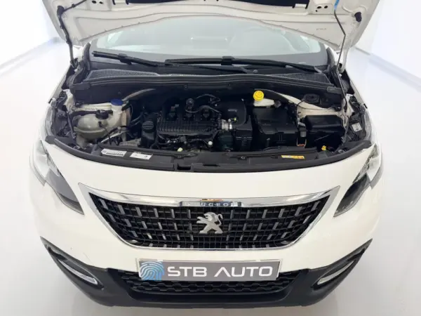 Peugeot 2008 1.2 PureTech Signature 35