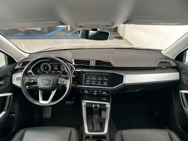 Audi Q3 Sportback 45 TFSIe S tronic 5