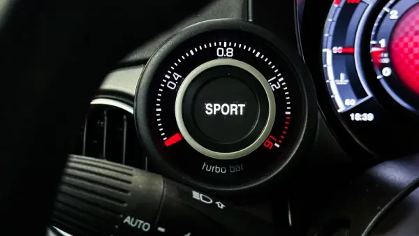 Abarth 595 1.4 T-Jet Turismo 25