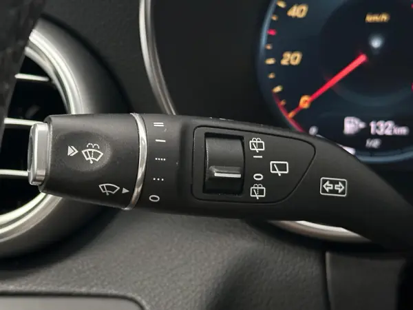 Mercedes-Benz C 300 de T 9G-TRONIC Avantgarde 12