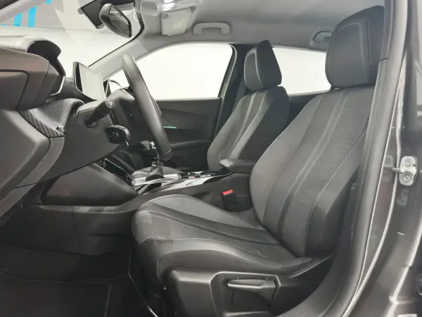 Peugeot 2008 PureTech 130 Stop&Start Allure 11