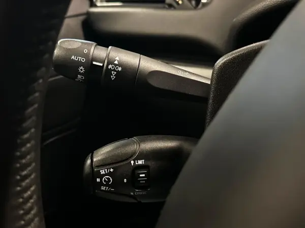 Peugeot 208 1.2 VTi Active 14