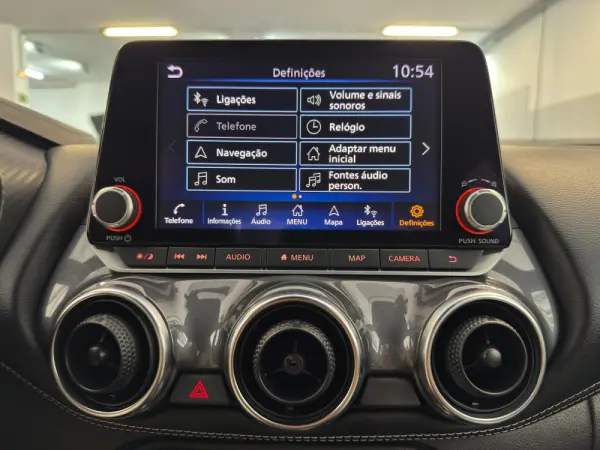 Nissan Juke 1.0 DIG-T N-Connecta DCT 23