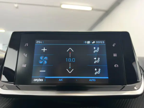 Peugeot 2008 PureTech 130 Stop&Start Allure 27