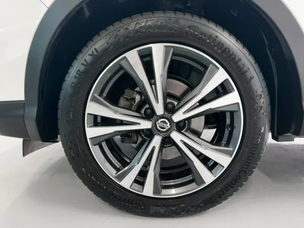 Nissan Qashqai 1.3 DIG-T N-Connecta DCT 21