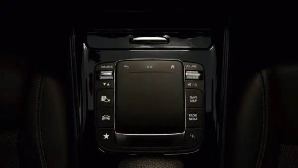 Mercedes-Benz GLA 250 e Progressive 37