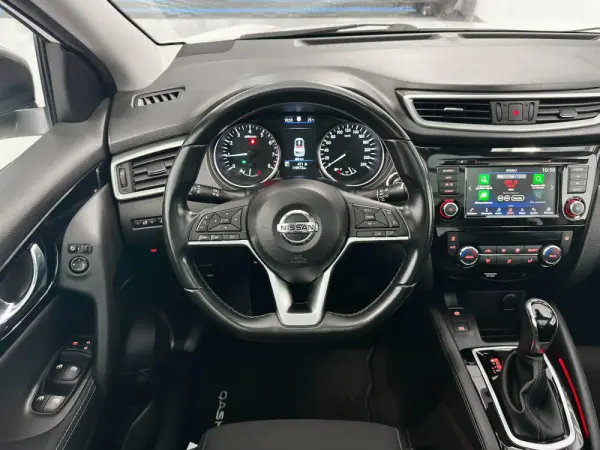 Nissan Qashqai 1.3 DIG-T N-Connecta DCT 7