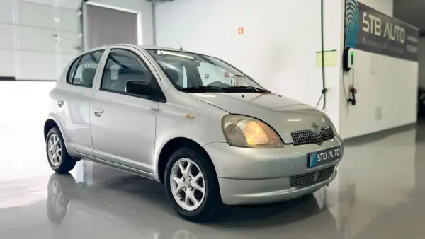 Toyota Yaris 1.0 Sol 26