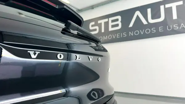 Volvo XC 40 1.5 T5 PHEV Inscription Expression 2